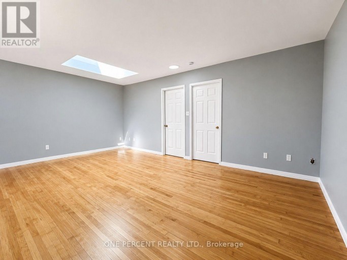 546 CONCESSION STREET W, Hamilton (Eastmount), Ontario, L8V1A9