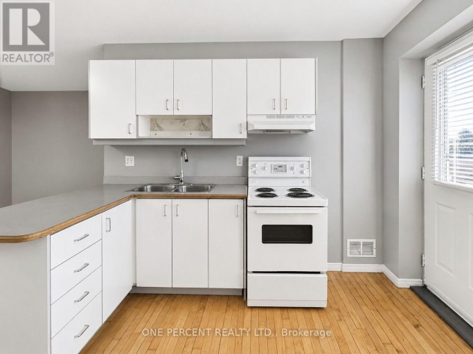 546 CONCESSION STREET W, Hamilton (Eastmount), Ontario, L8V1A9