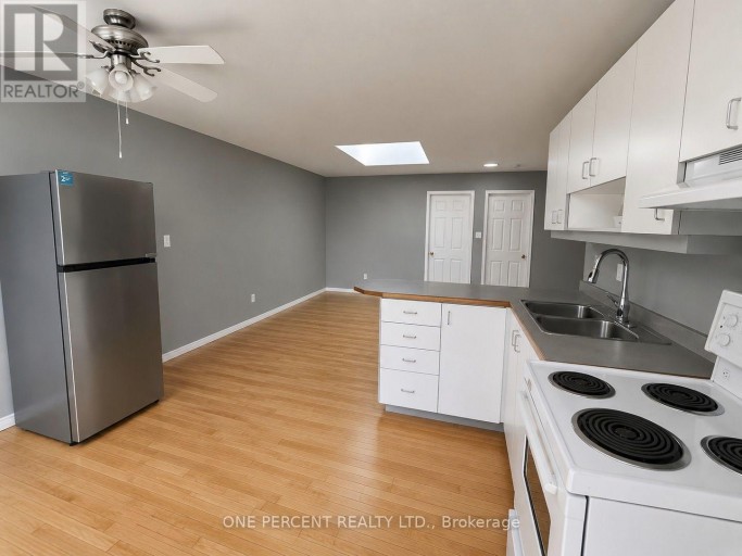 546 CONCESSION STREET W, Hamilton (Eastmount), Ontario, L8V1A9