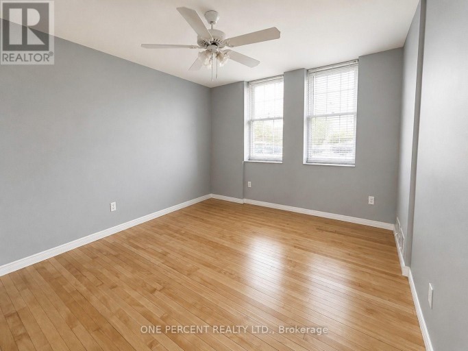 546 CONCESSION STREET W, Hamilton (Eastmount), Ontario, L8V1A9