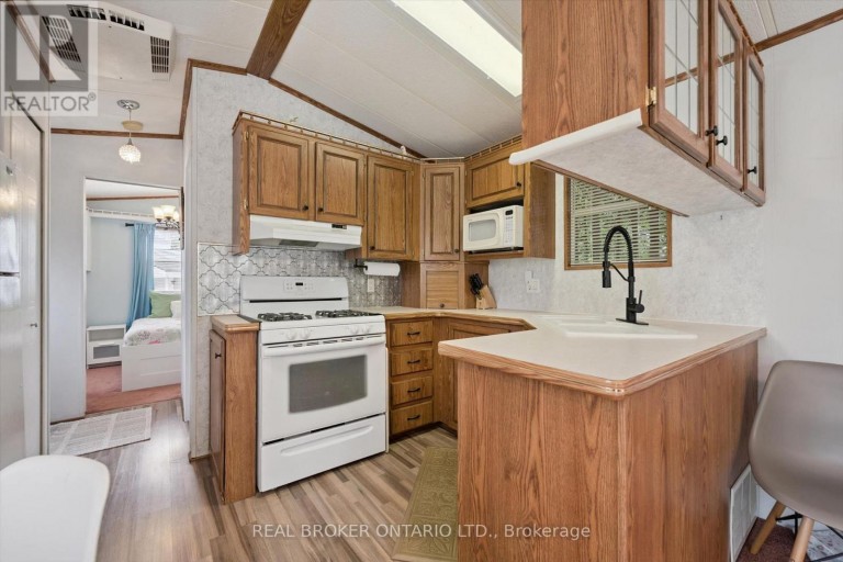 218 BEACH ROAD, Centre Wellington, Ontario, N1M2W5