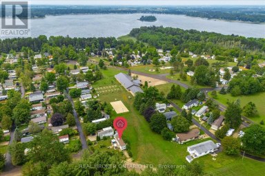 218 BEACH ROAD Centre Wellington Ontario photo 8