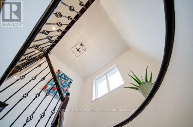 UPPER - 3339 RUTH FERTEL DRIVE Mississauga (Churchill Meadows) Ontario photo 17