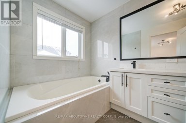 UPPER - 3339 RUTH FERTEL DRIVE Mississauga (Churchill Meadows) Ontario photo 22