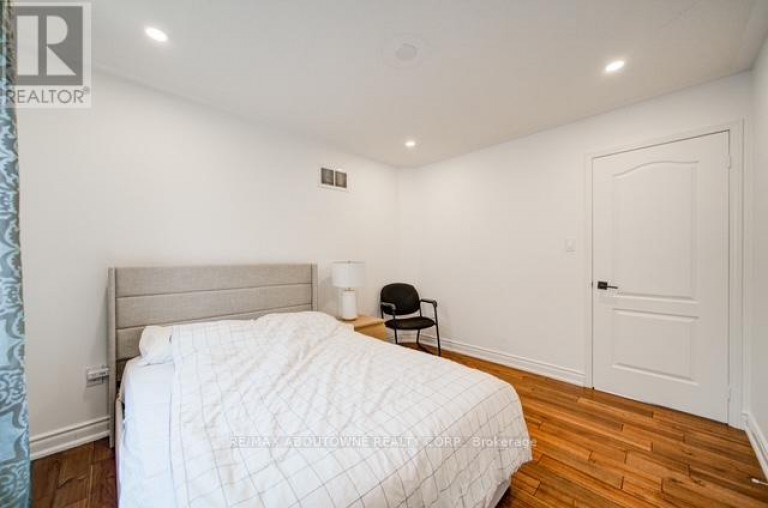 UPPER - 3339 RUTH FERTEL DRIVE, Mississauga (Churchill Meadows), Ontario, L5M0H6