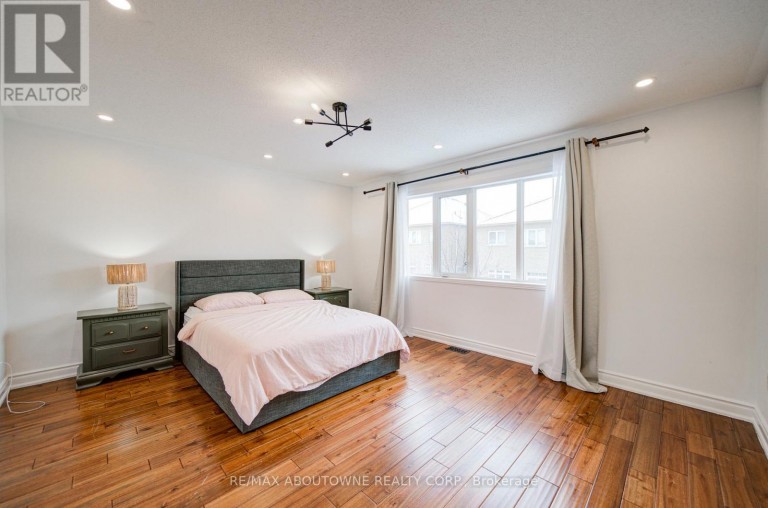 UPPER - 3339 RUTH FERTEL DRIVE, Mississauga (Churchill Meadows), Ontario, L5M0H6