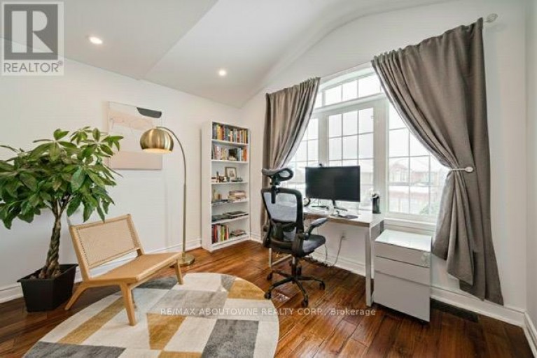 UPPER - 3339 RUTH FERTEL DRIVE, Mississauga (Churchill Meadows), Ontario, L5M0H6