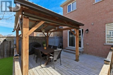 UPPER - 3339 RUTH FERTEL DRIVE Mississauga (Churchill Meadows) Ontario photo 3