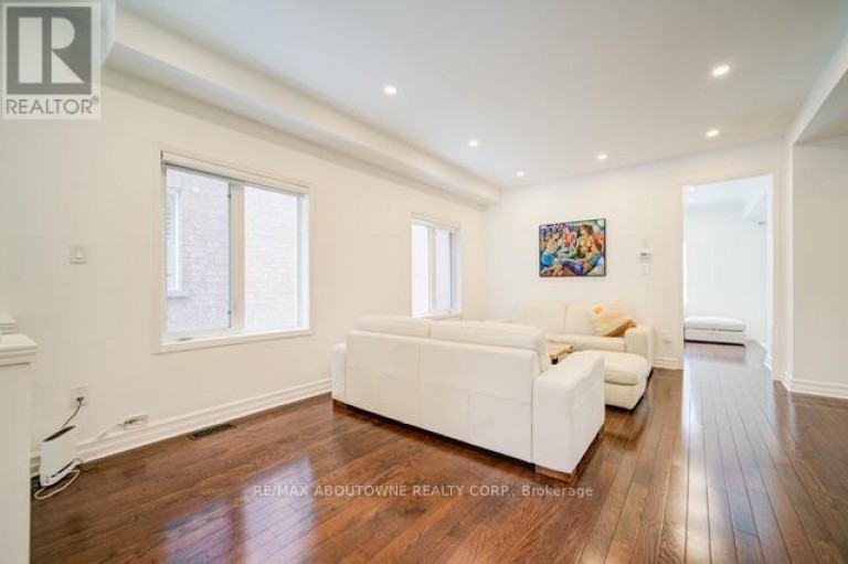 UPPER - 3339 RUTH FERTEL DRIVE, Mississauga (Churchill Meadows), Ontario, L5M0H6