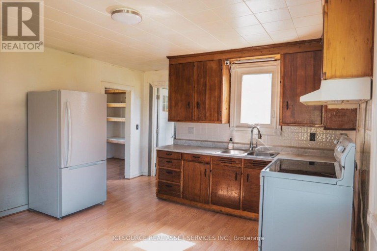 14 GEORGE STREET, Sables-Spanish Rivers, Ontario, P0P2G0