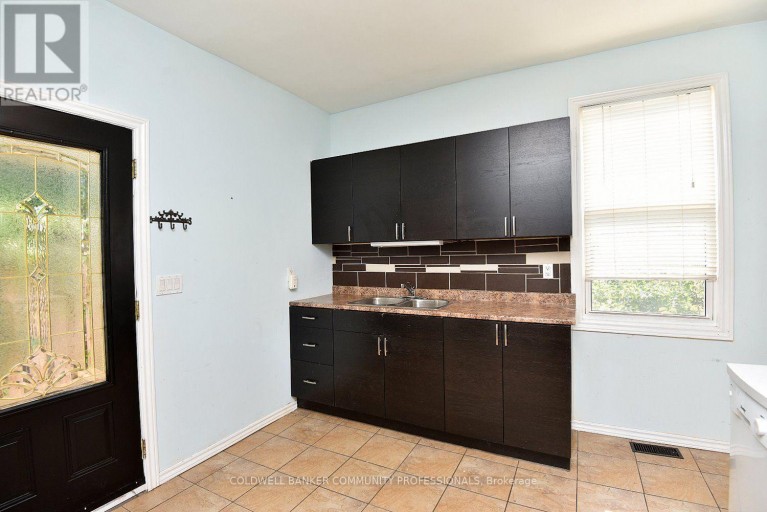 180 PROVINCE STREET N, Hamilton (Crown Point), Ontario, L8H4H8