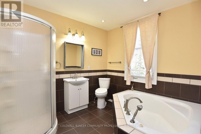 180 PROVINCE STREET N, Hamilton (Crown Point), Ontario, L8H4H8