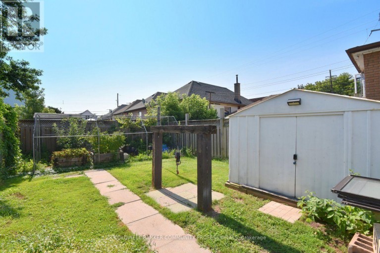 180 PROVINCE STREET N, Hamilton (Crown Point), Ontario, L8H4H8