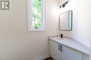 3141 RIVER STREET Brooke-Alvinston (Brooke Alvinston) Ontario photo 20