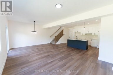3141 RIVER STREET Brooke-Alvinston (Brooke Alvinston) Ontario photo 4
