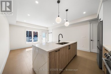 MAIN - 131 DOVERCOURT ROAD Toronto (Trinity-Bellwoods) Ontario photo 6