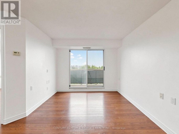 603 - 935 SHEPPARD AVENUE W, Toronto (Clanton Park), Ontario, M3H2T7