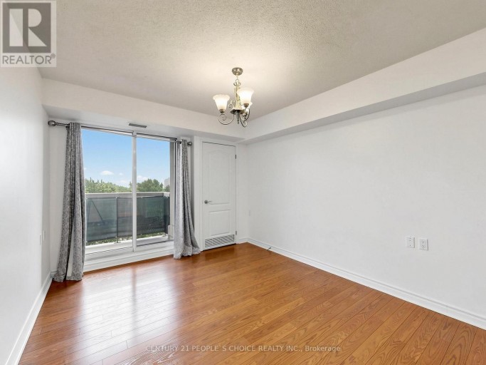 603 - 935 SHEPPARD AVENUE W, Toronto (Clanton Park), Ontario, M3H2T7