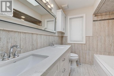 64 RAVENSBOURNE CRESCENT Toronto (Princess-Rosethorn) Ontario photo 18