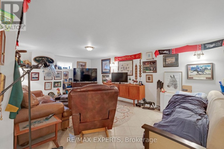 307 PEARL STREET, Caledon (Bolton West), Ontario, L7E4Z2