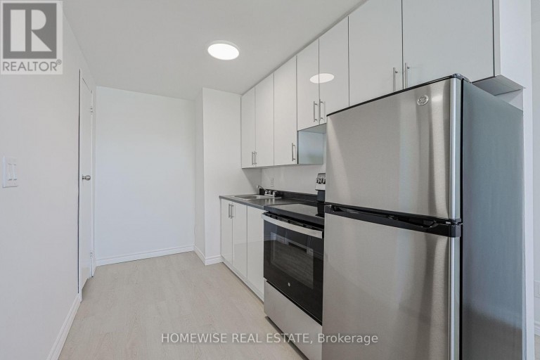 107 - 2204 DUFFERIN STREET, Toronto (Caledonia-Fairbank), Ontario, M6E3R8