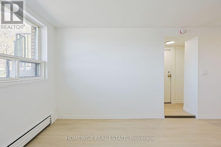 107 - 2204 DUFFERIN STREET, Toronto (Caledonia-Fairbank), Ontario, M6E3R8