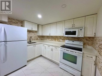 BASEMENT - 5 CARNEGIE COURT Toronto (Newtonbrook West) Ontario photo 4