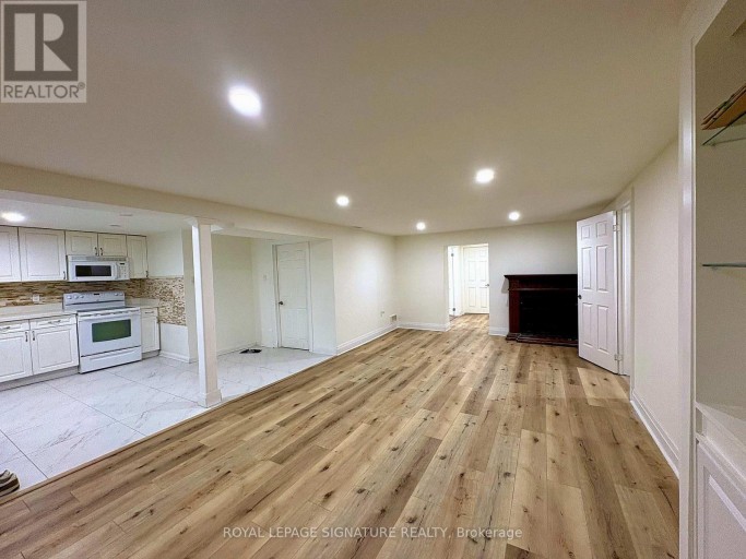 BASEMENT - 5 CARNEGIE COURT, Toronto (Newtonbrook West), Ontario, M2M1W2