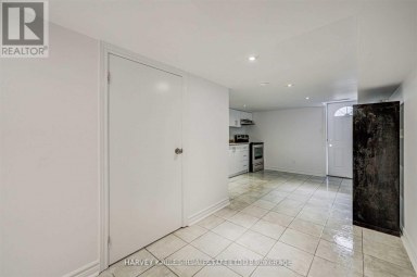 LOWER - 184 CEDRIC AVENUE Toronto (Oakwood Village) Ontario photo 10