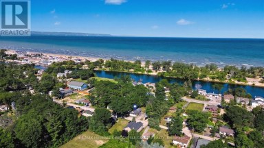 60 LAIDLAW STREET Wasaga Beach Ontario photo 2