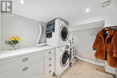 LOWER - 31 GILPIN AVENUE Toronto (Keelesdale-Eglinton West) Ontario photo 6