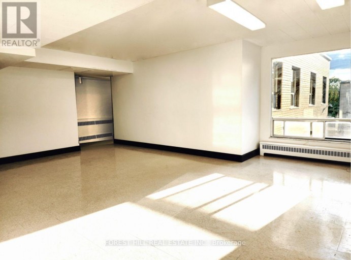 300 - 226 BATHURST STREET, Toronto (Trinity-Bellwoods), Ontario, M5T2R9
