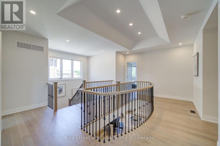 2267 SAW WHET BOULEVARD, Oakville (GA Glen Abbey), Ontario, L6M5M9