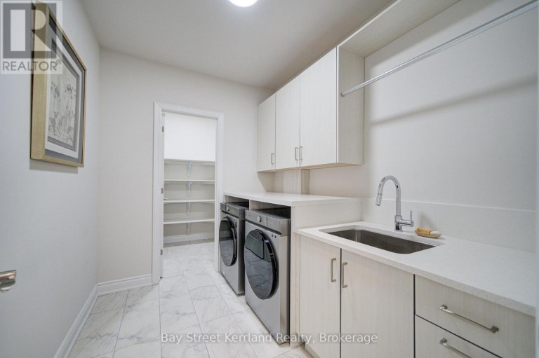 2267 SAW WHET BOULEVARD, Oakville (GA Glen Abbey), Ontario, L6M5M9