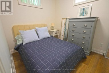 1413 QUEEN VICTORIA AVENUE Mississauga (Lorne Park) Ontario photo 3