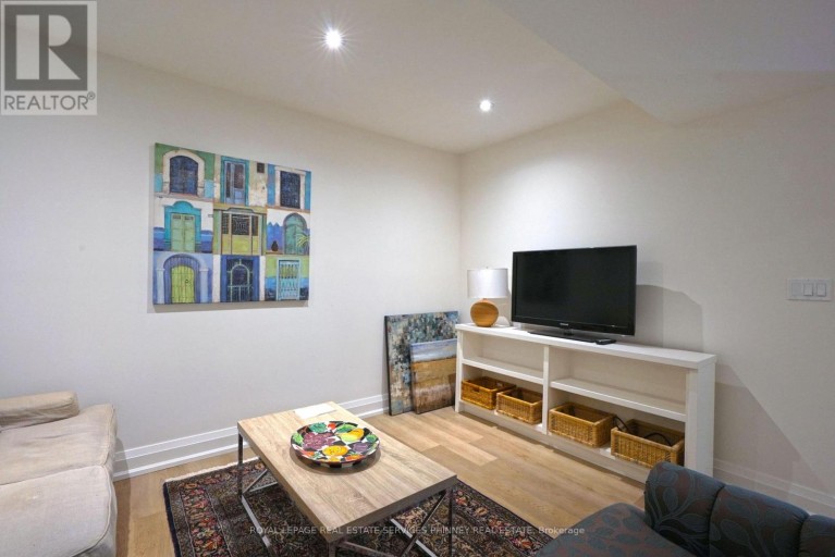 1413 QUEEN VICTORIA AVENUE, Mississauga (Lorne Park), Ontario, L5H3H2