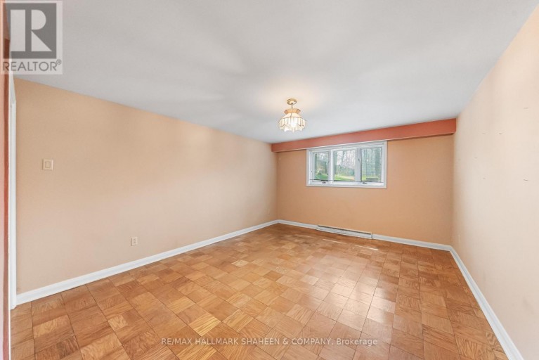 45 HI MOUNT DRIVE, Toronto (Bayview Village), Ontario, M2K1X3
