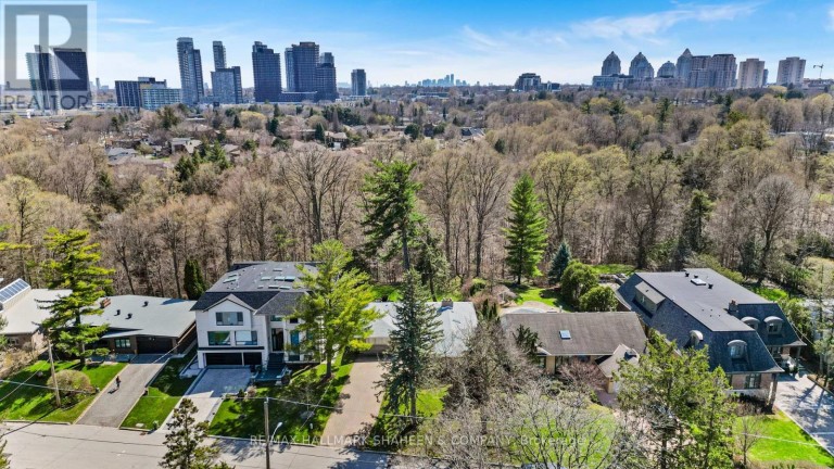 45 HI MOUNT DRIVE, Toronto (Bayview Village), Ontario, M2K1X3