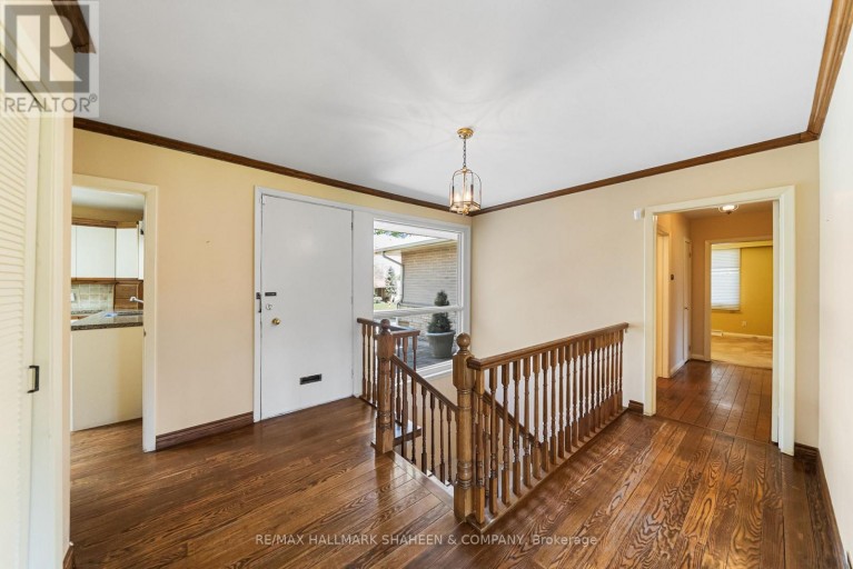 45 HI MOUNT DRIVE, Toronto (Bayview Village), Ontario, M2K1X3