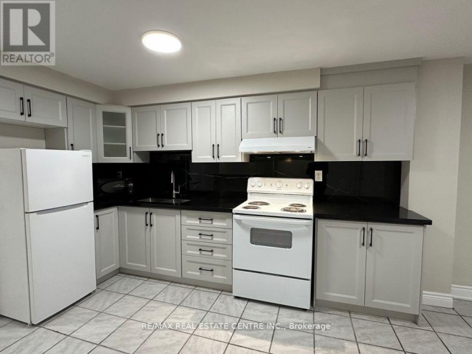 BSMT - 5418 LOONLAKE AVENUE, Mississauga (East Credit), Ontario, L5V2E1