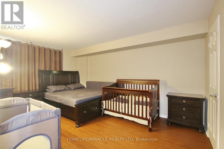 806 - 400 WEBB DRIVE, Mississauga (City Centre), Ontario, L5B3Z7