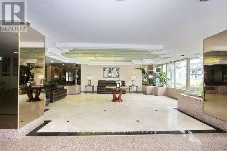806 - 400 WEBB DRIVE, Mississauga (City Centre), Ontario, L5B3Z7