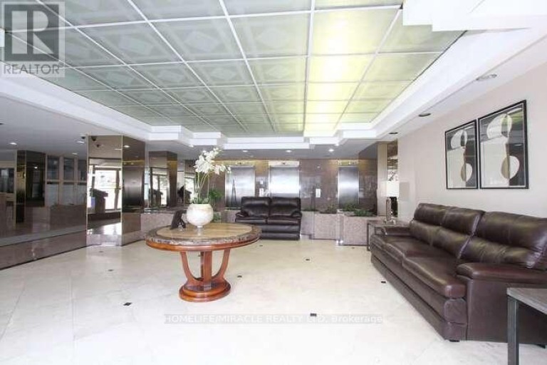 806 - 400 WEBB DRIVE, Mississauga (City Centre), Ontario, L5B3Z7