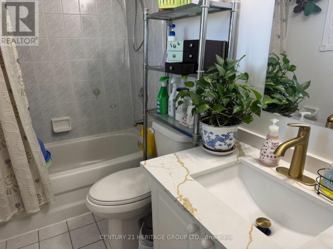 5781 SIDMOUTH STREET, Mississauga (East Credit), Ontario, L5V2K3