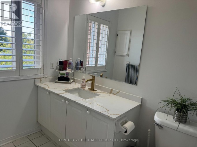 5781 SIDMOUTH STREET, Mississauga (East Credit), Ontario, L5V2K3