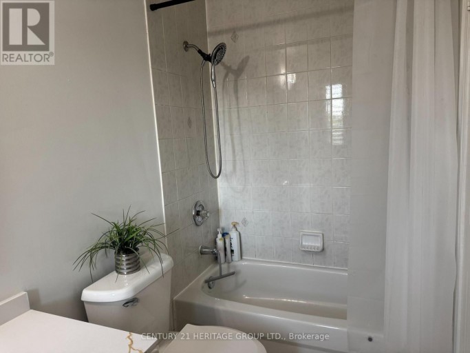 5781 SIDMOUTH STREET, Mississauga (East Credit), Ontario, L5V2K3