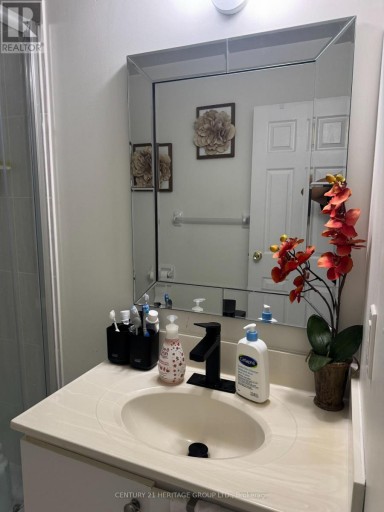 5781 SIDMOUTH STREET, Mississauga (East Credit), Ontario, L5V2K3