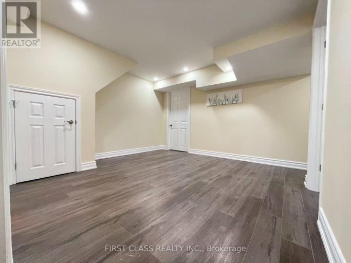 BASEMENT - 2100 DUNVEGAN AVENUE, Oakville (FD Ford), Ontario, L6J6N5