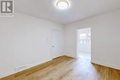 MAIN - 102 BOWIE AVENUE Toronto (Briar Hill-Belgravia) Ontario photo 3
