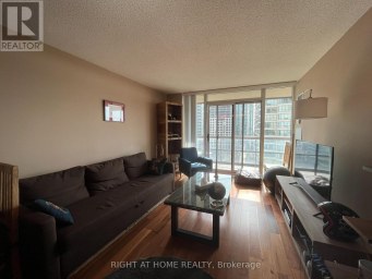 906 - 156 ENFIELD PLACE Mississauga (Cooksville) Ontario photo 5